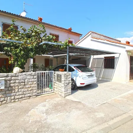 Fuer 4 Personen Ca 45 Qm In Pjescana Uvala, Istrien Istrische Riviera Apartment *